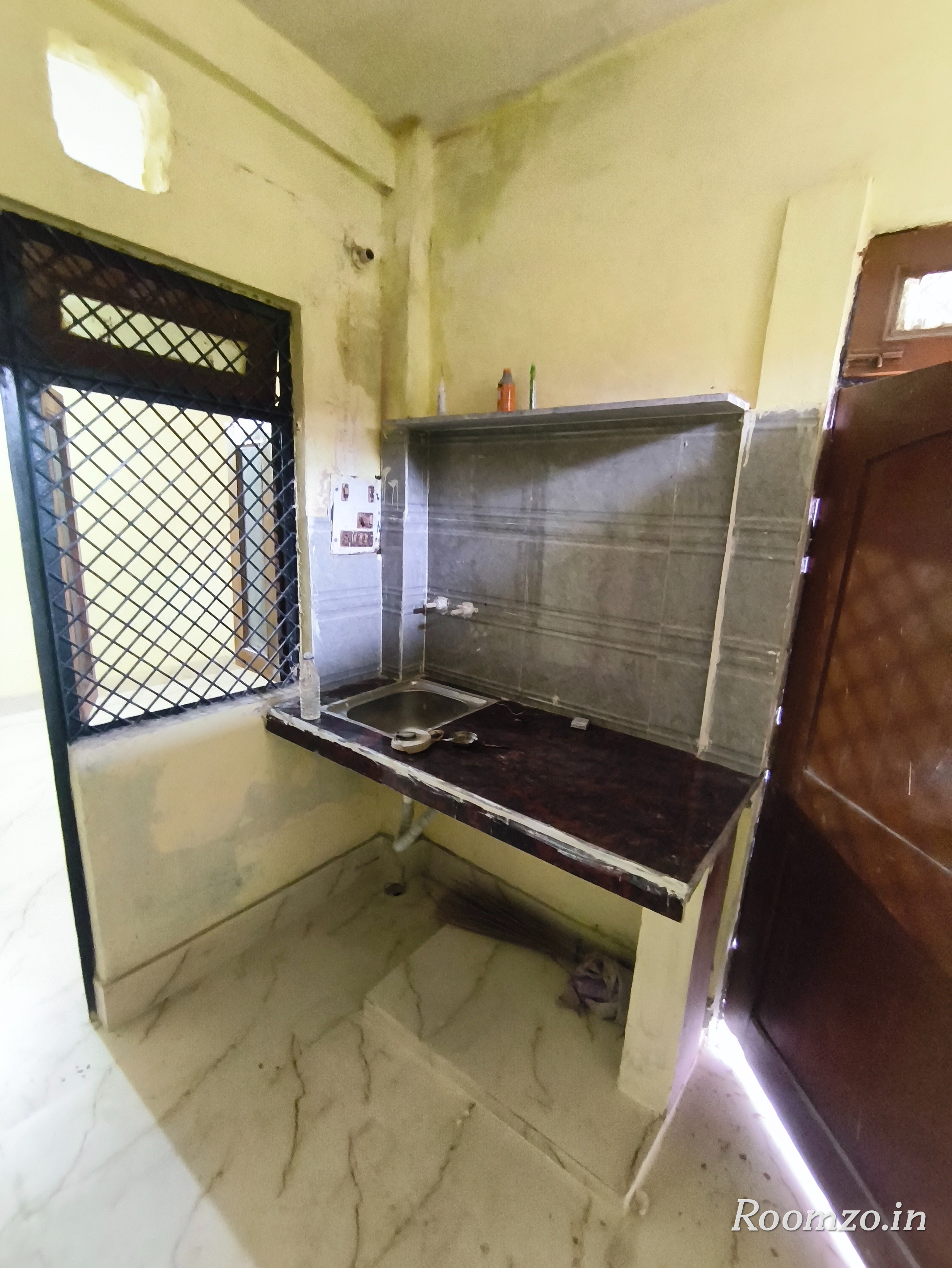 1RK Flat available for rent  — photo 2 | Roomzo