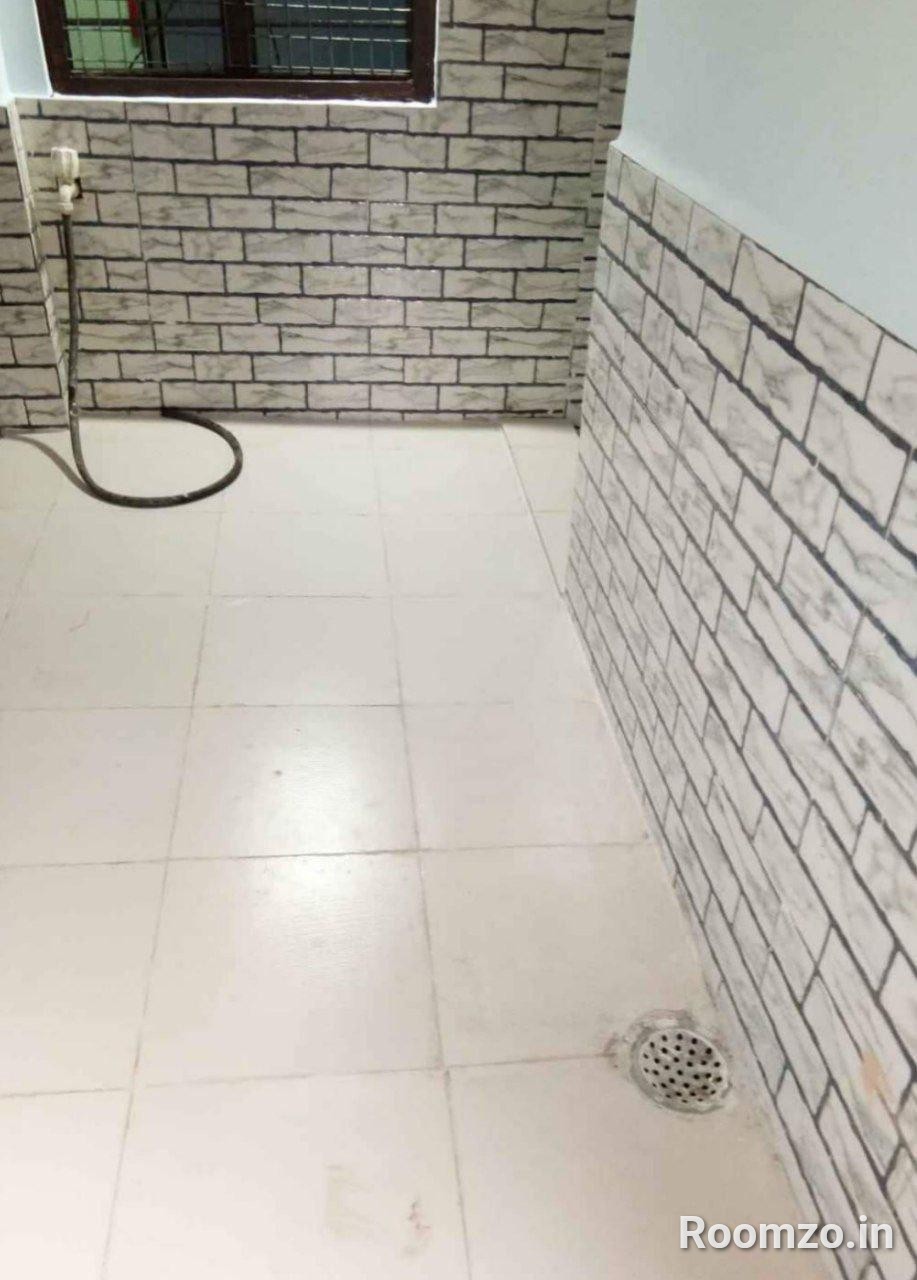 Flats 1BHK — verified broker-free listing | Roomzo