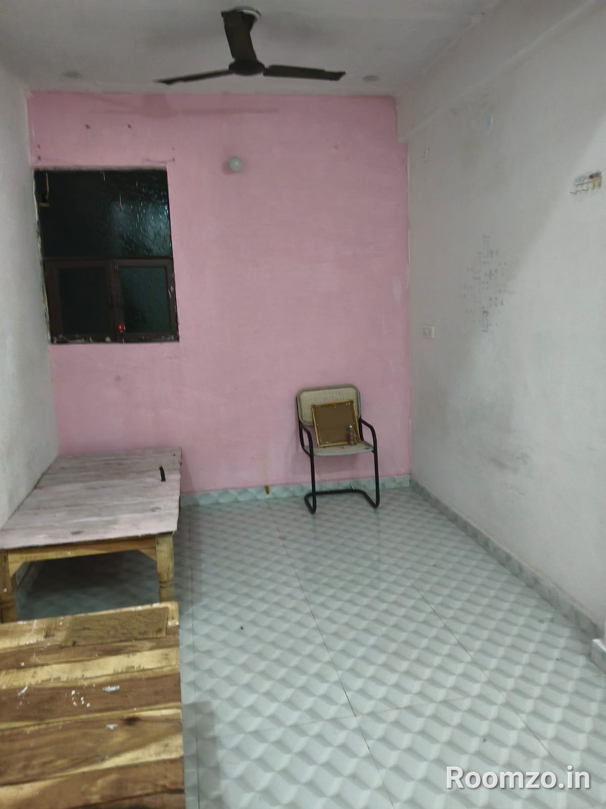 1 room near High Court — verified broker-free listing | Roomzo
