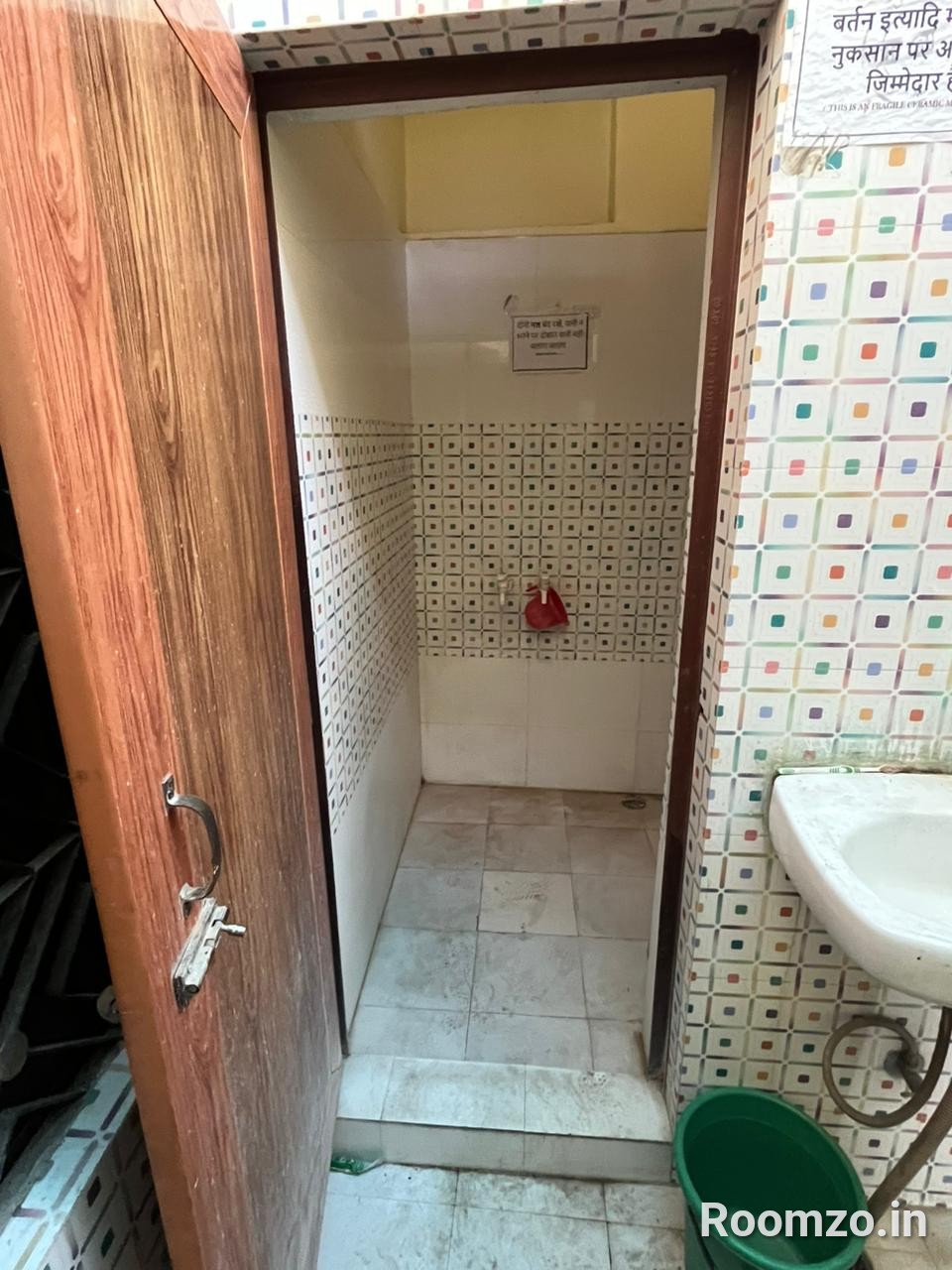 Room near Stanley Road  — photo 2 | Roomzo