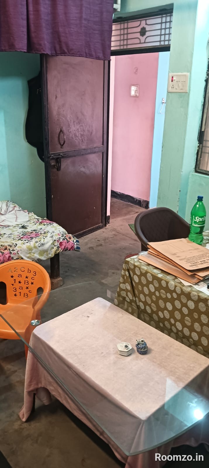 Room near Blood bank — photo 2 | Roomzo