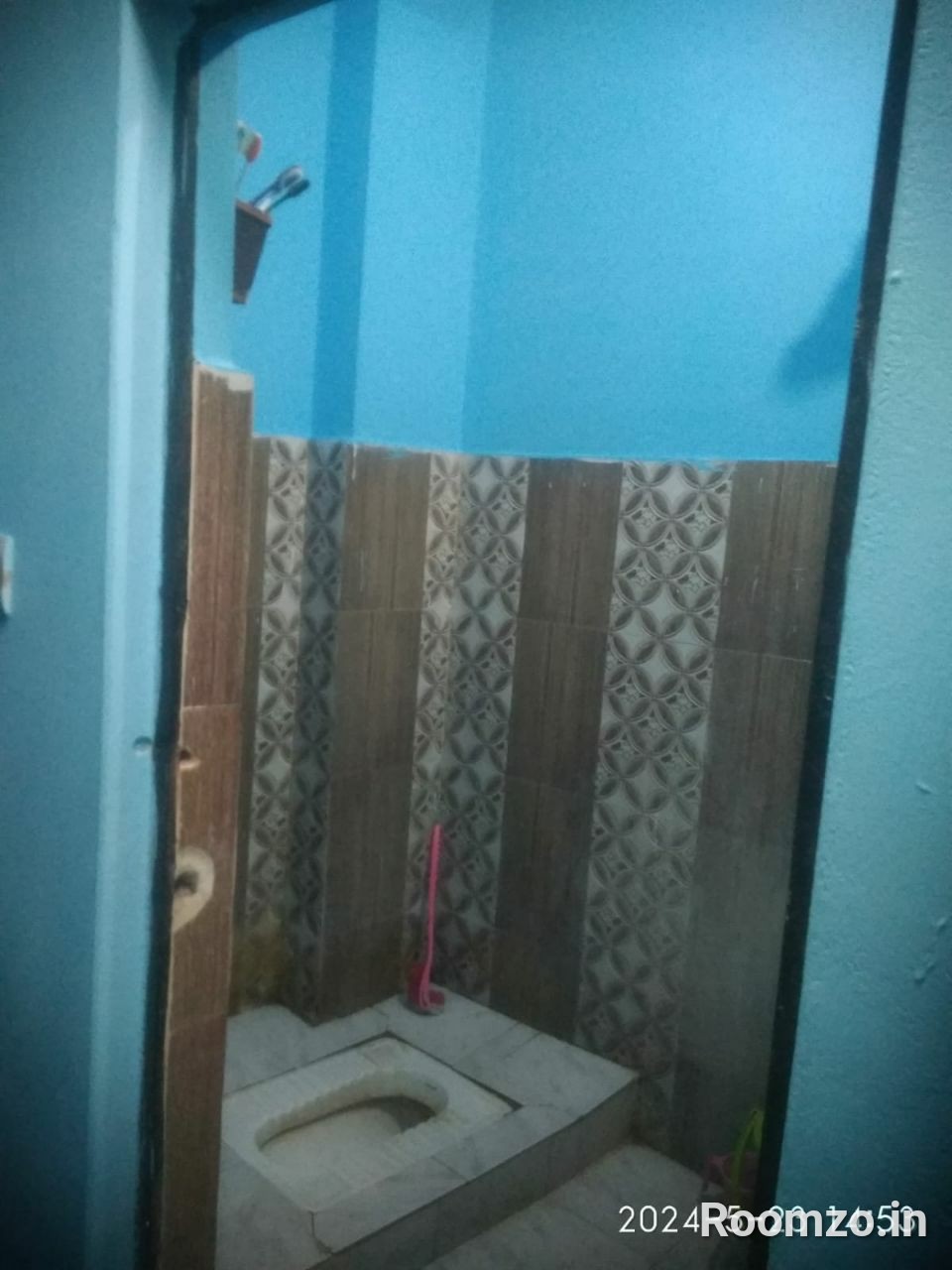 Room in Mutthi Ganj 