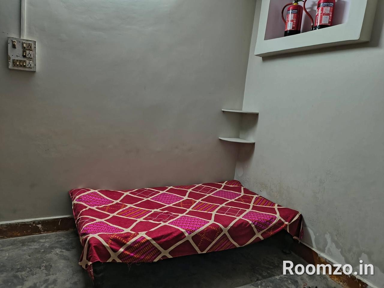 Room near Civil lines  — verified broker-free listing | Roomzo