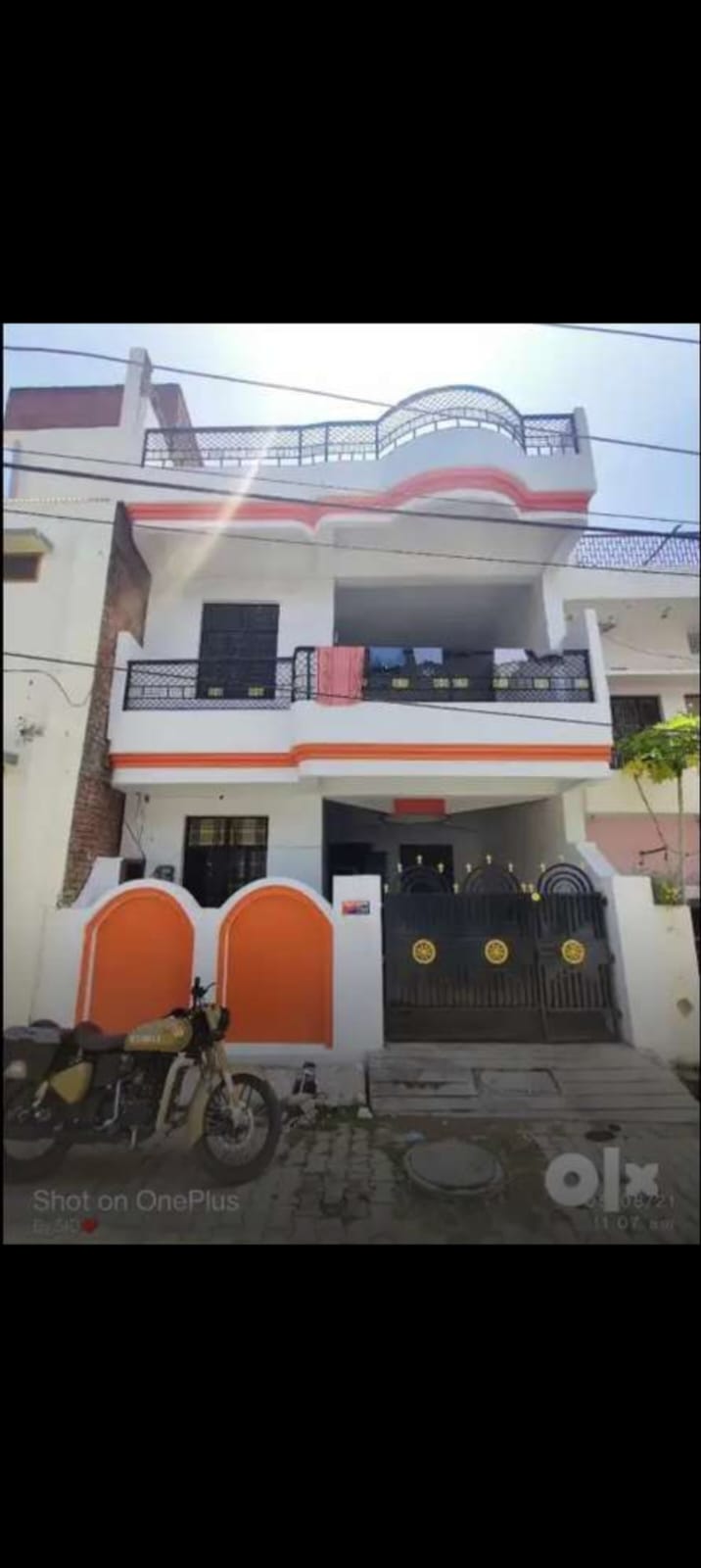 Room in Shukla Lodge, Allahpur