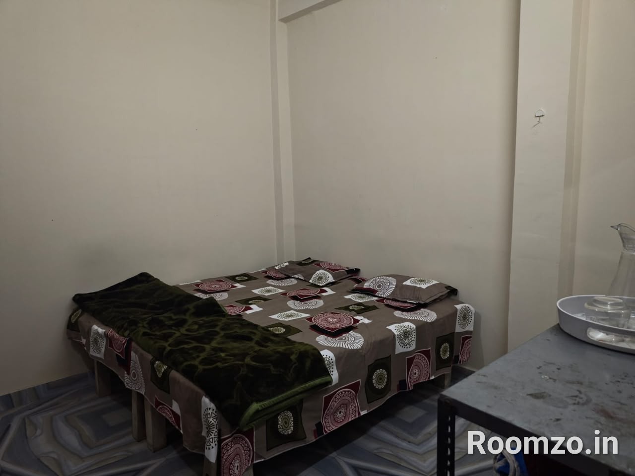 Room near SHAUTS, Naini — verified broker-free listing | Roomzo