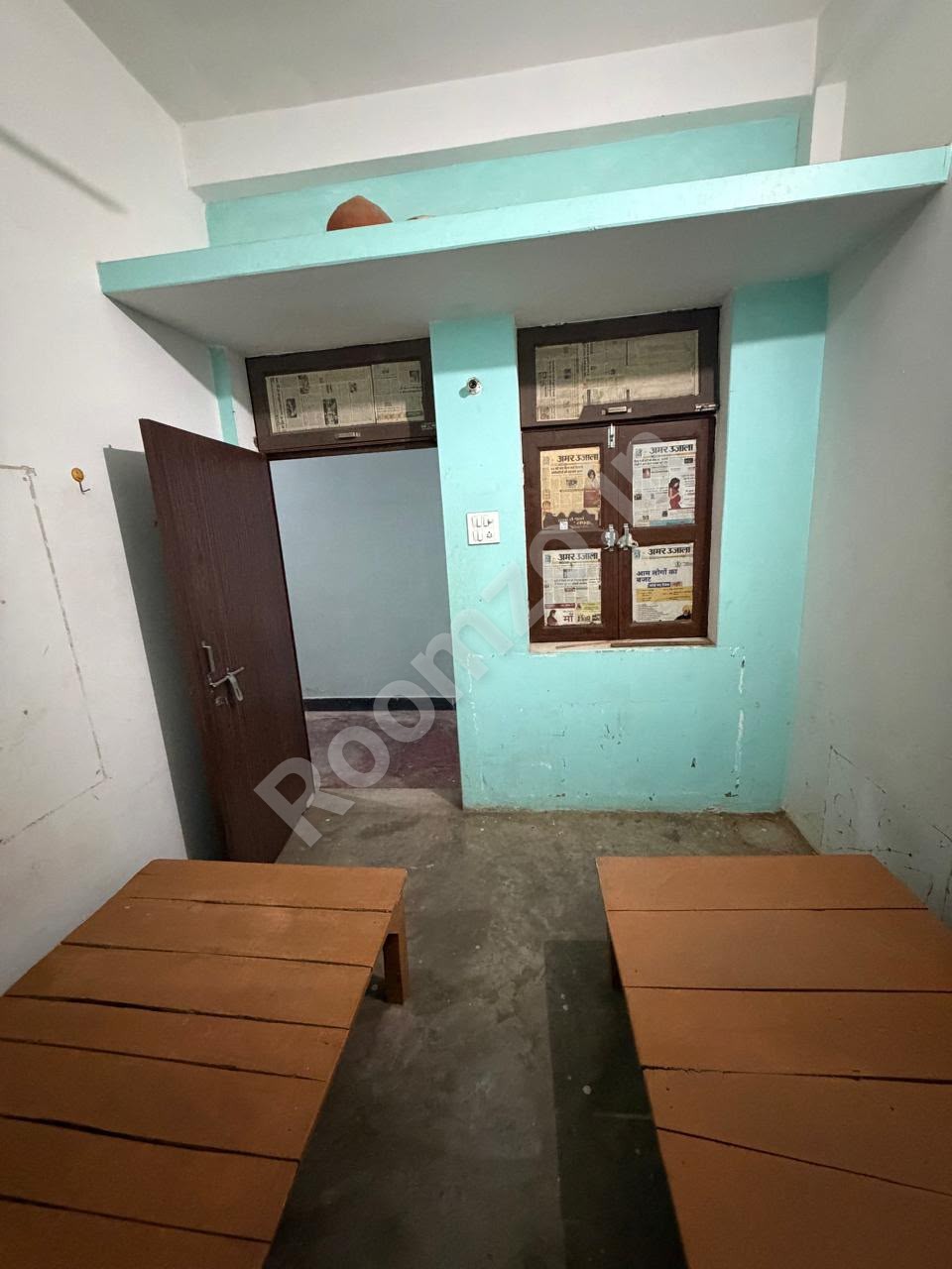 2 sharing girls room in Allahpur | WiFi + Inverter — verified broker-free listing | Roomzo
