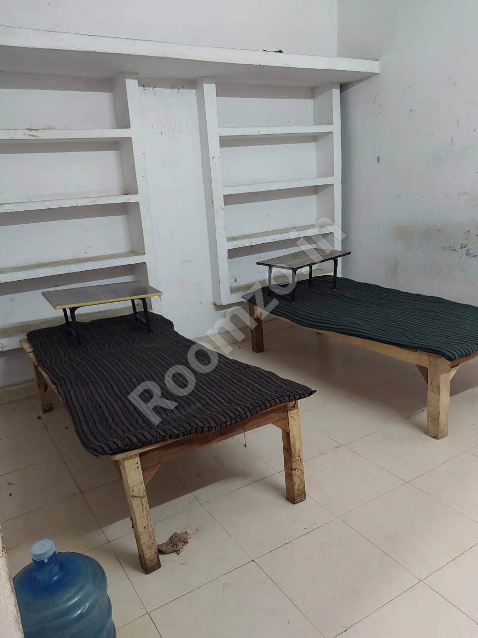 Boys PG in Katra | 2 Times food + breakfast  — verified broker-free listing | Roomzo