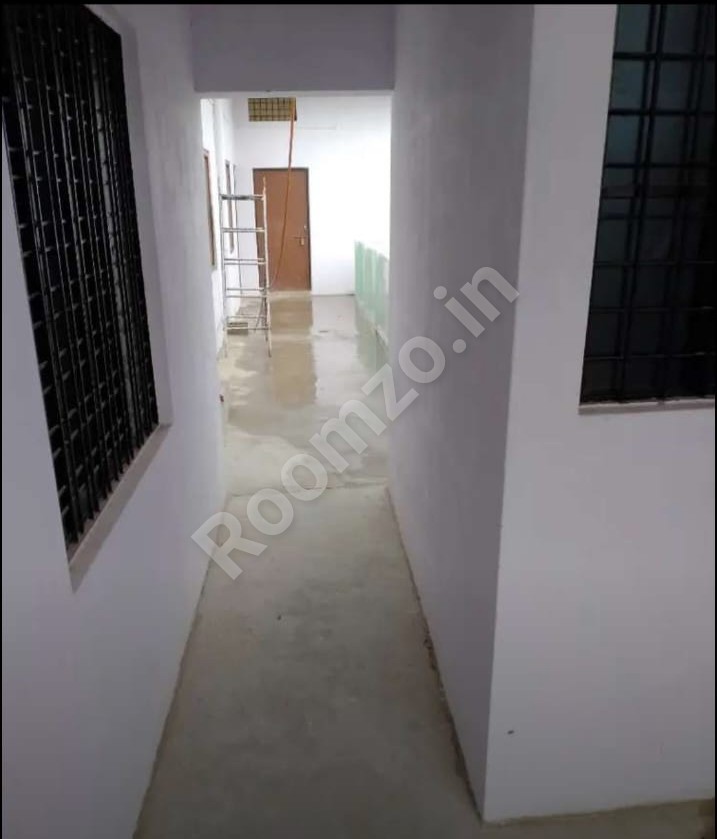Flat in Muirabad Prayagraj