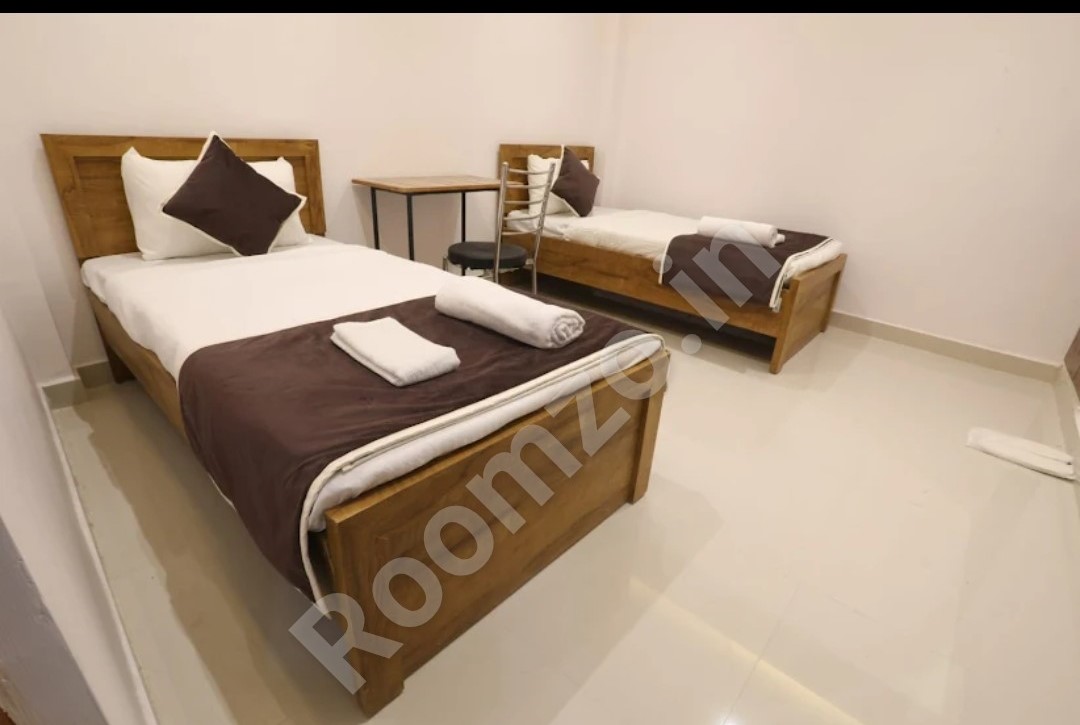 VIP GUEST HOUSE  — photo 2 | Roomzo