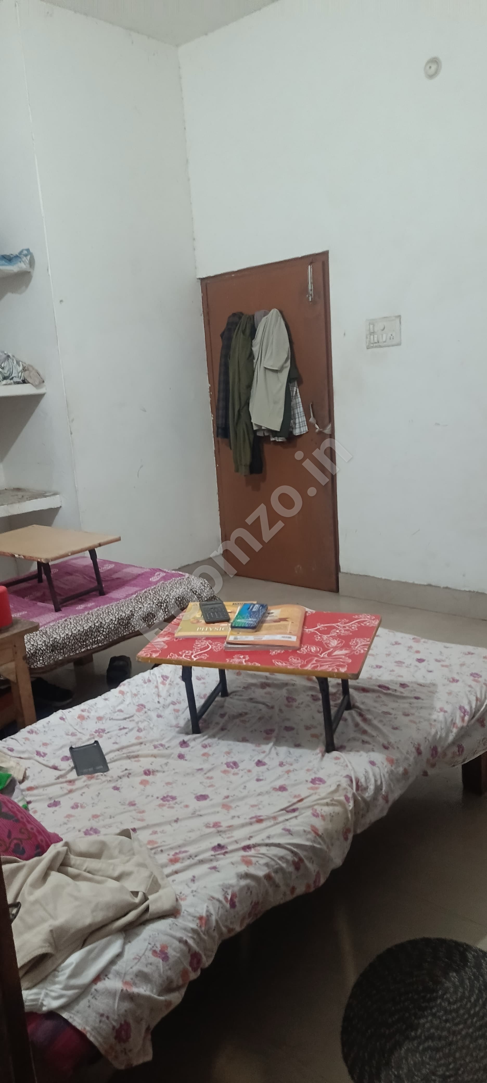 Boys PG (Single, Double and Tripple Seater) near Karaundi, BHU — photo 2 | Roomzo