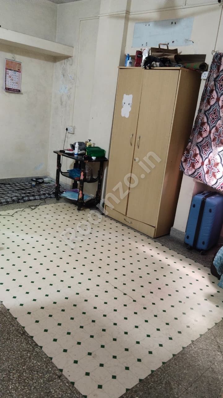 1 Bhk Semi furnished flat in Kothrud  — verified broker-free listing | Roomzo