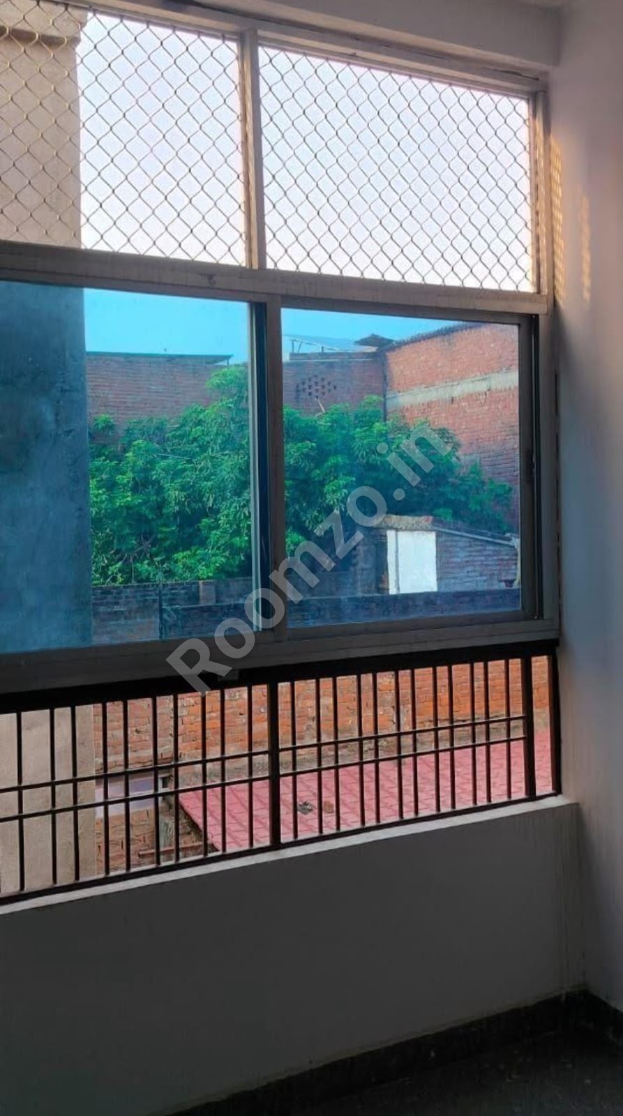 Room with Attached Kitchen and Bathroom near Arya Kanya Inter College
