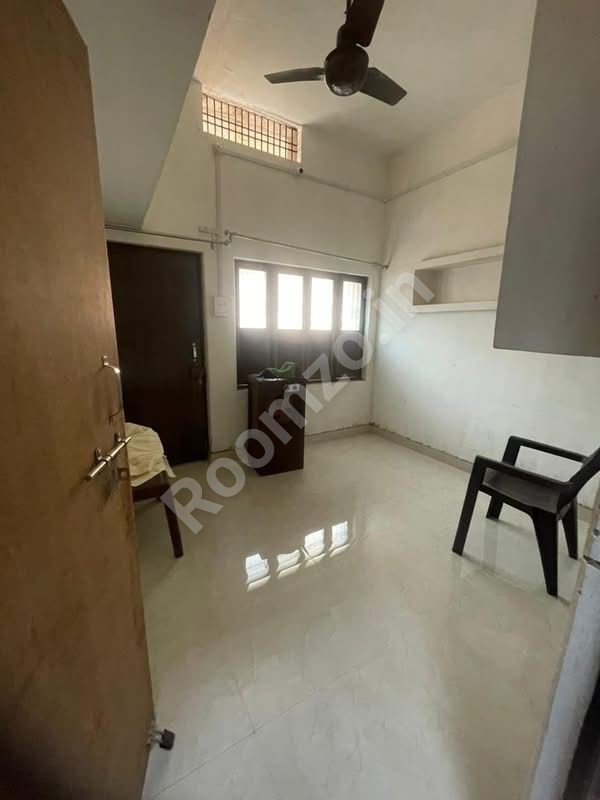 Room near Sonatalab, Pandeypur , Varanasi  — photo 2 | Roomzo