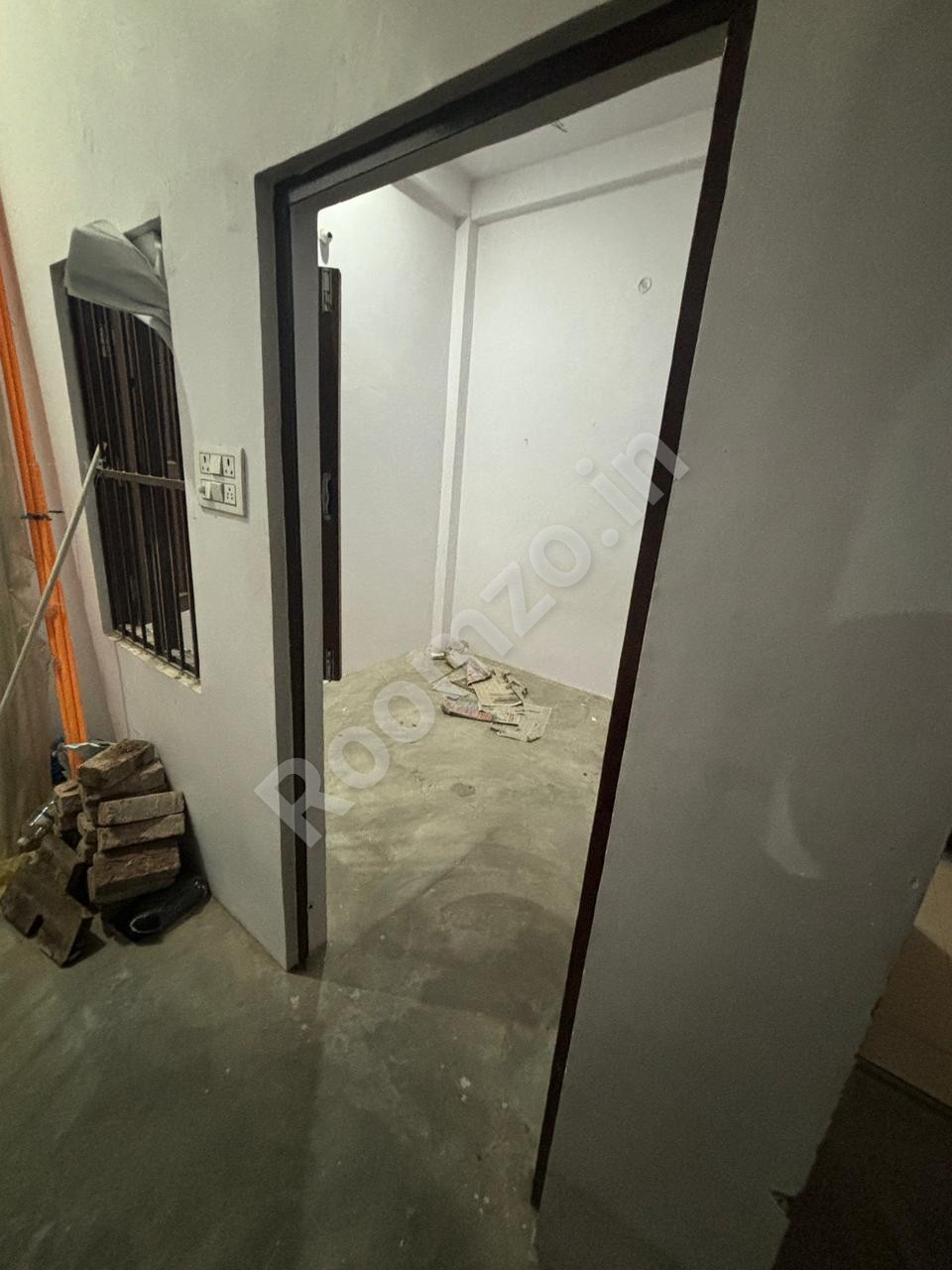 Room near Labour Chauraha, Allahpur  — verified broker-free listing | Roomzo