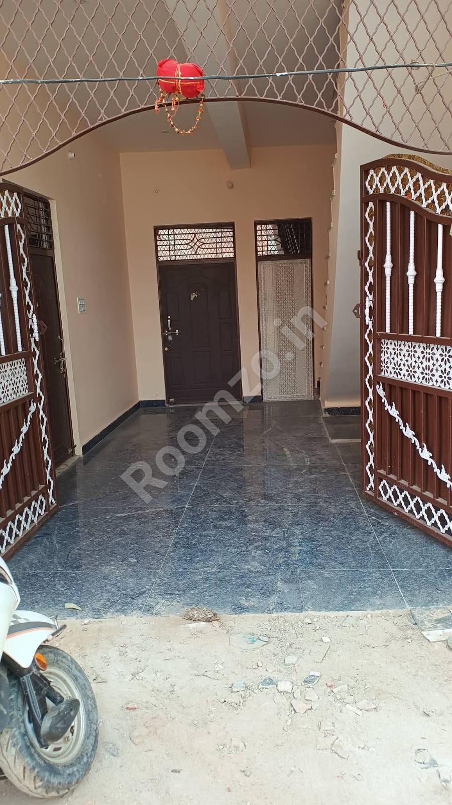 1 RK room in Beniganj, Prayagraj  — verified broker-free listing | Roomzo