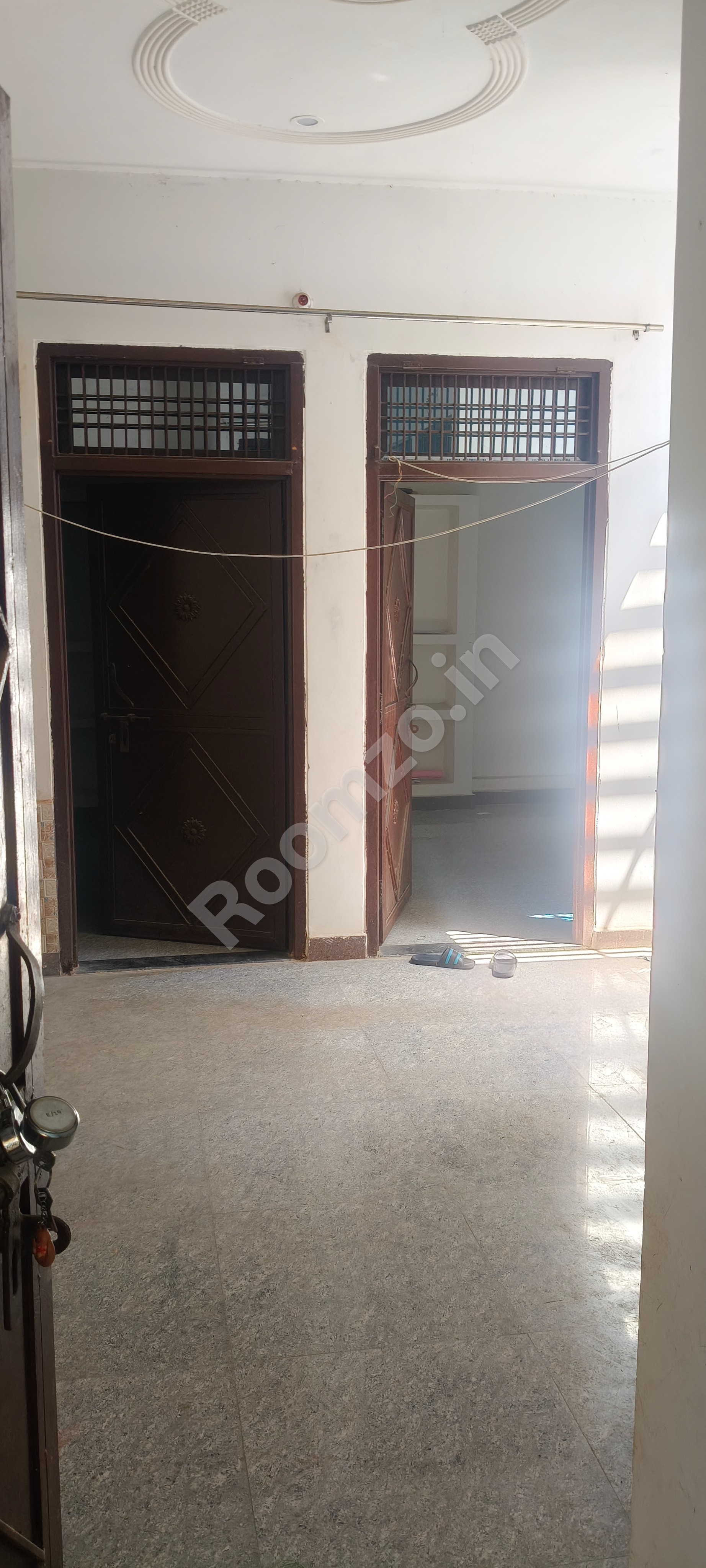 3 bhk — verified broker-free listing | Roomzo