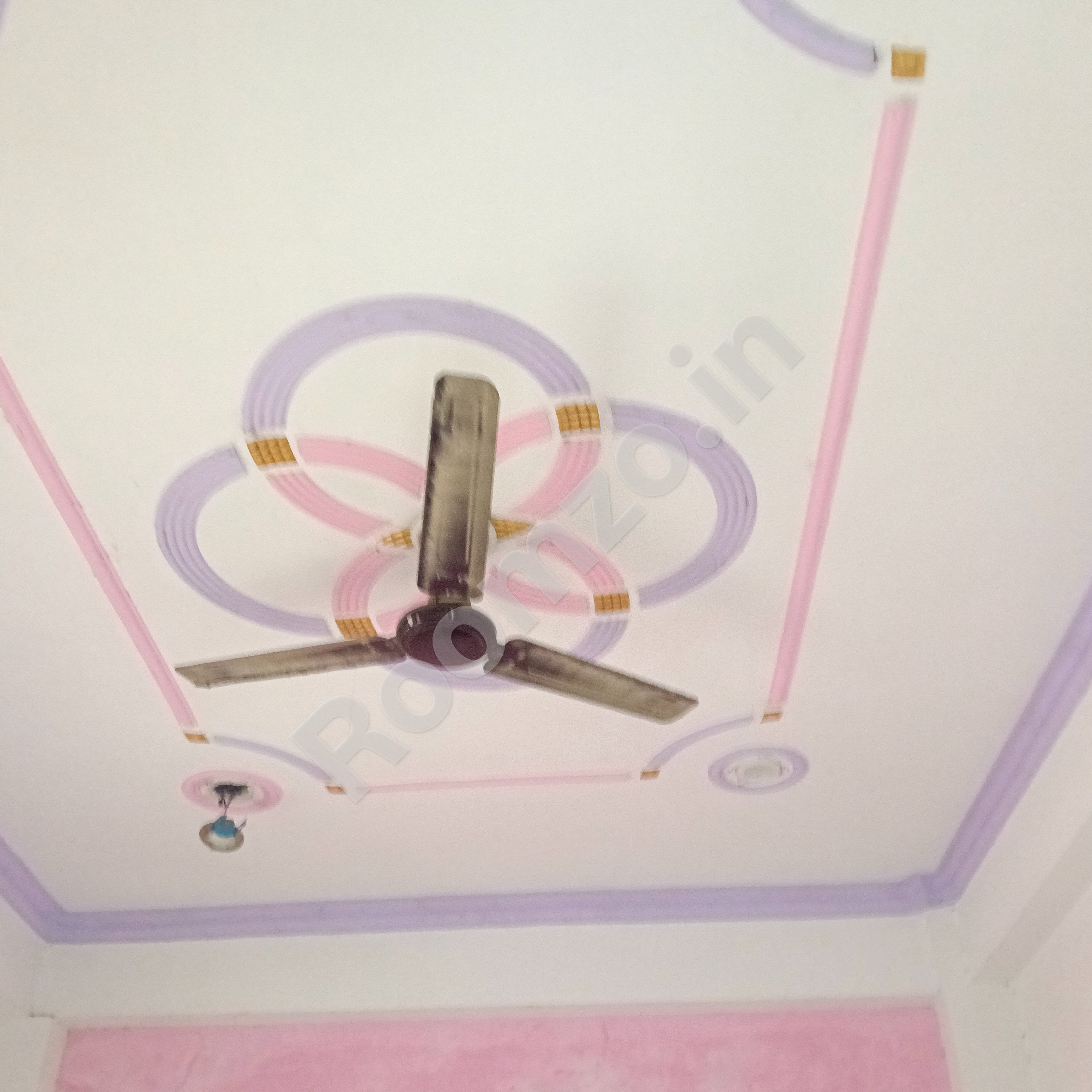 Independent rooms for girls in myorabad — photo 2 | Roomzo