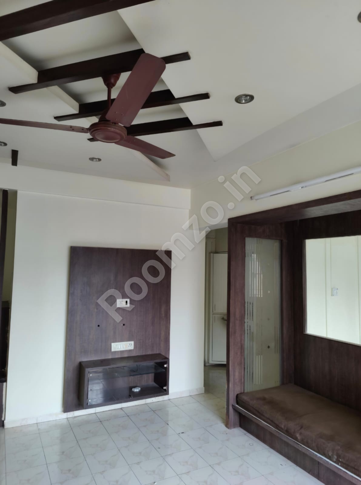 2 BHK Semi Furnished Premium Flat in Kothrud, Pune  — verified broker-free listing | Roomzo — photo 10