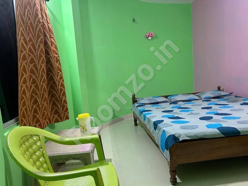 Affordable Room in Gurunanak Nagar, Naini — verified broker-free listing | Roomzo
