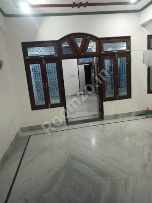 Room in Jayantipur, Dhoomanganj — verified broker-free listing | Roomzo