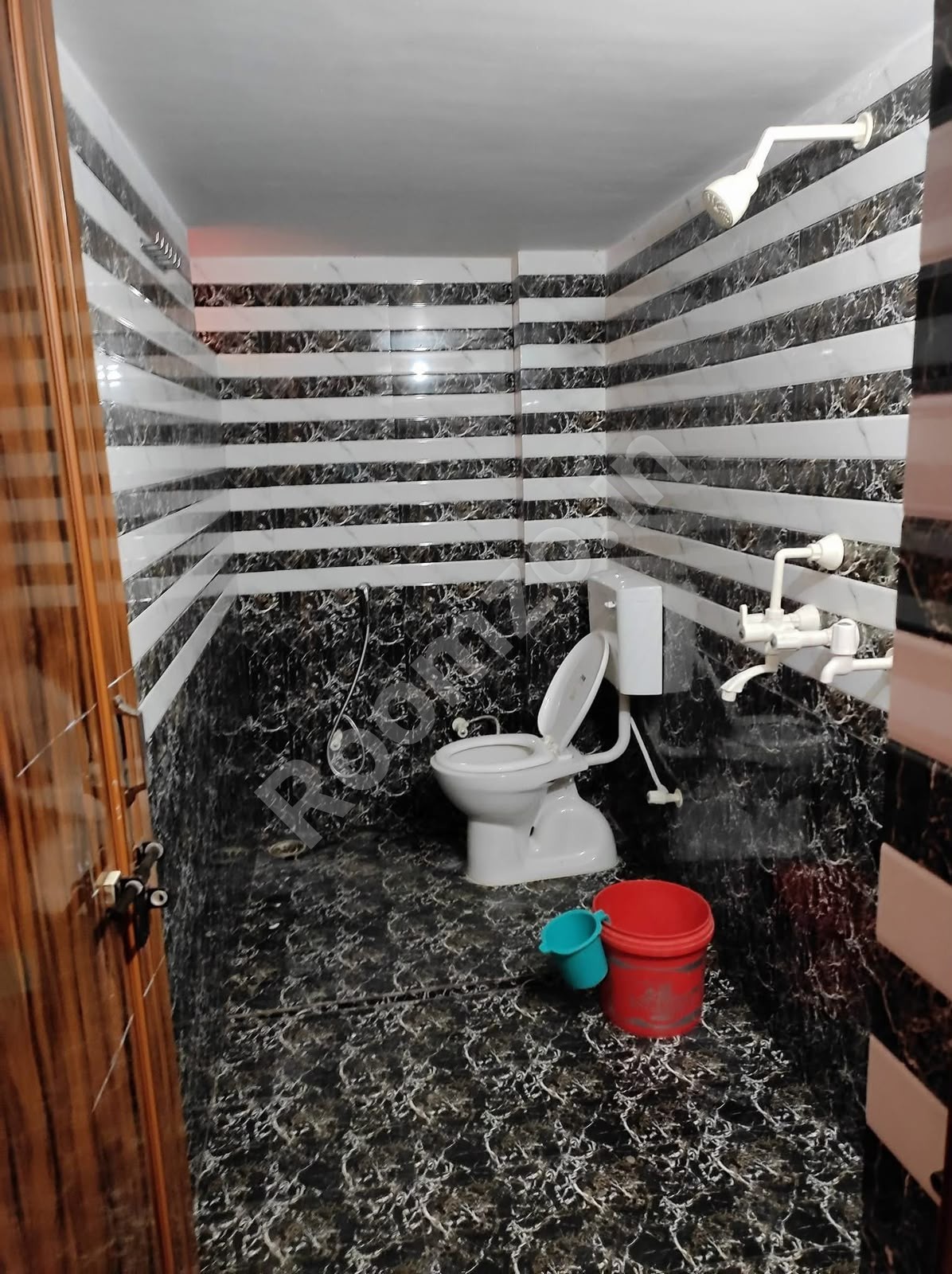 2 BHK & 3 BHK Flat available in Shivpur  — verified broker-free listing | Roomzo — photo 4