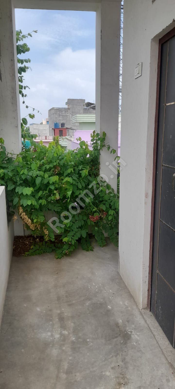 3 Rooms with Kitchen, Balcony and Washroom in Varanasi  — verified broker-free listing | Roomzo — photo 4