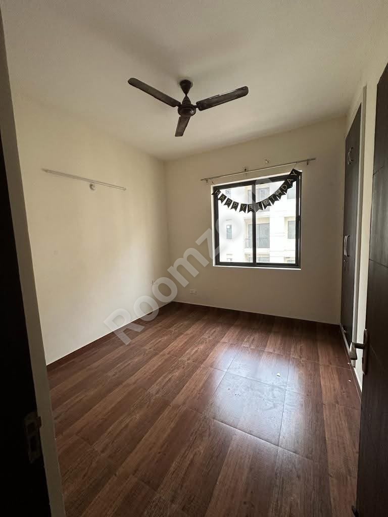 3 BHK Semi Furnished Flat in Lucknow  — verified broker-free listing | Roomzo — photo 1