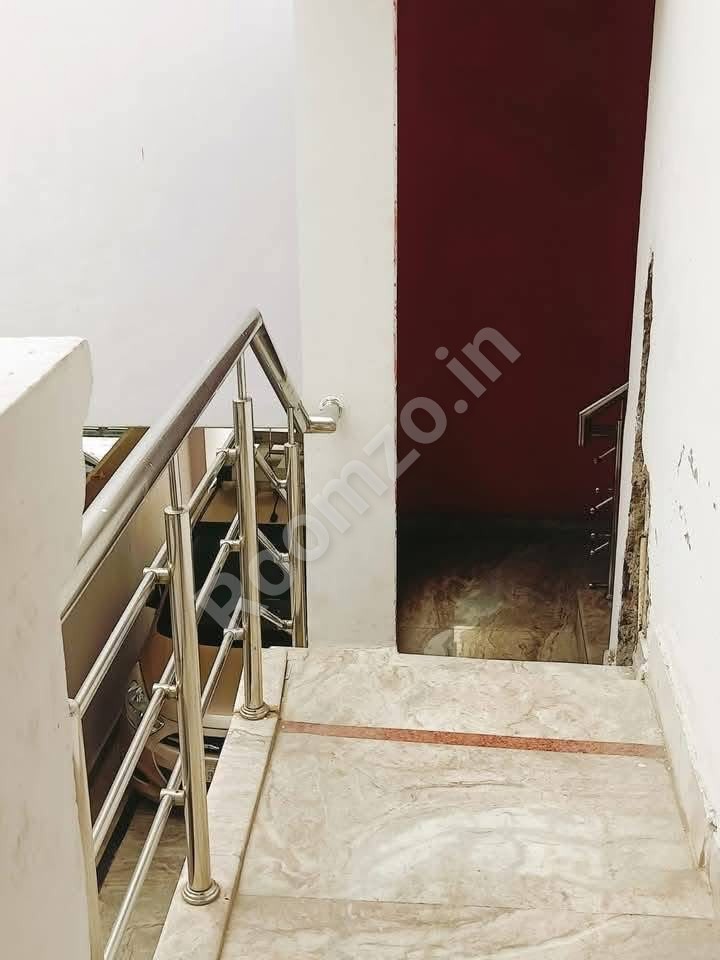 1 BHK Semi Furnished Flat in Indira Nagar, Lucknow  — verified broker-free listing | Roomzo — photo 5