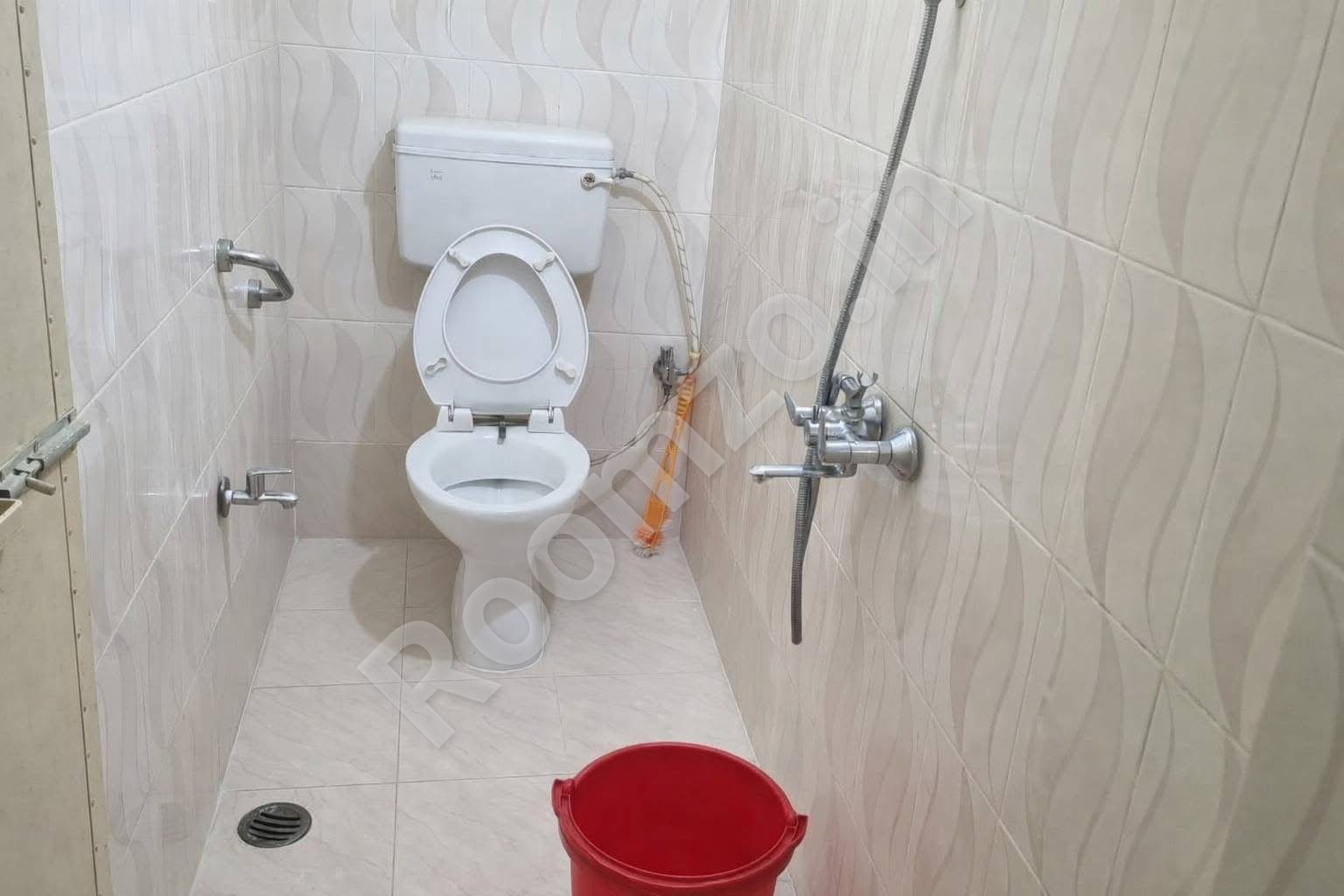 Fully Furnished 2 BHK Flat in Laxmi Kundli, Varanasi — verified broker-free listing | Roomzo — photo 8