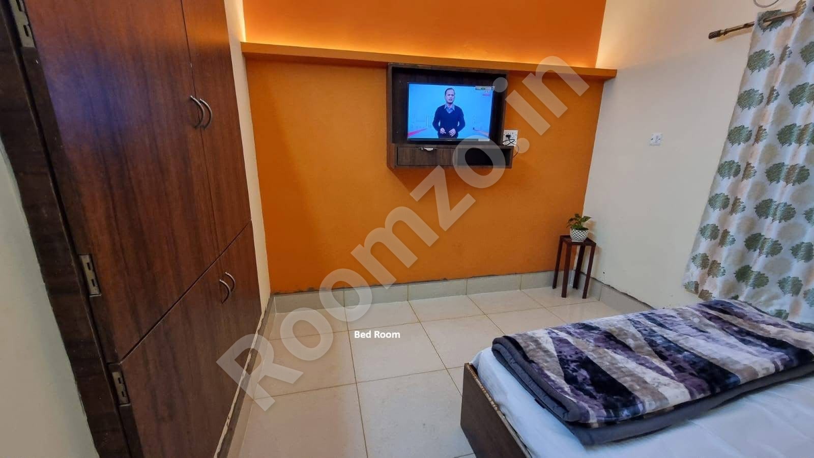 Fully Furnished 2 BHK Flat in Laxmi Kundli, Varanasi — verified broker-free listing | Roomzo — photo 2