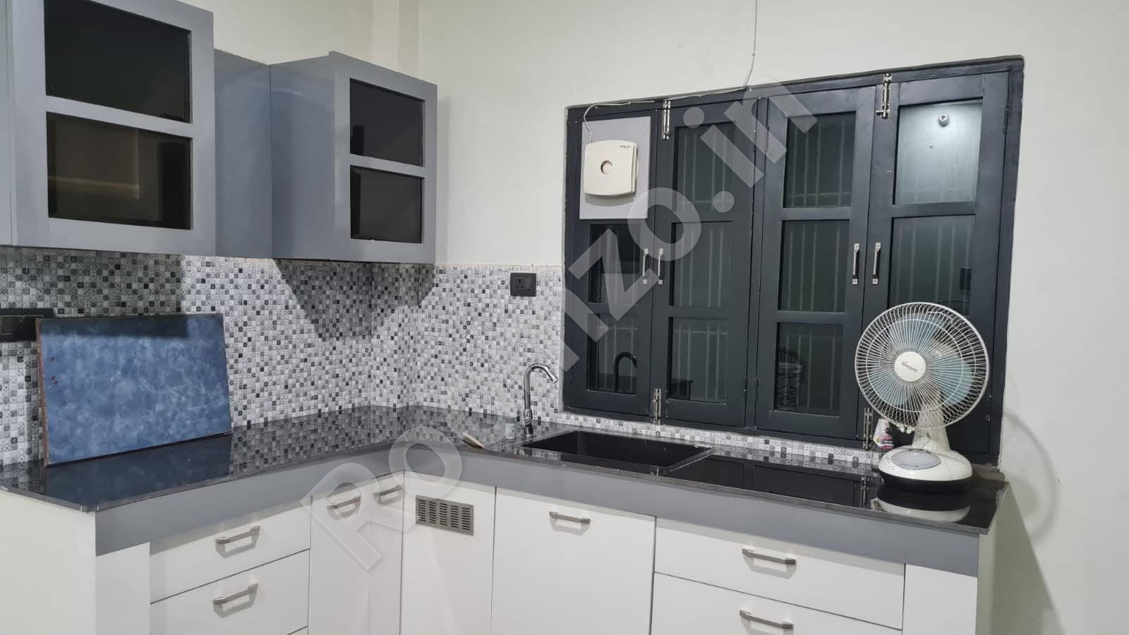 1 BHK Semi Furnished Flat in Krishna Nagar Lucknow  — verified broker-free listing | Roomzo — photo 7