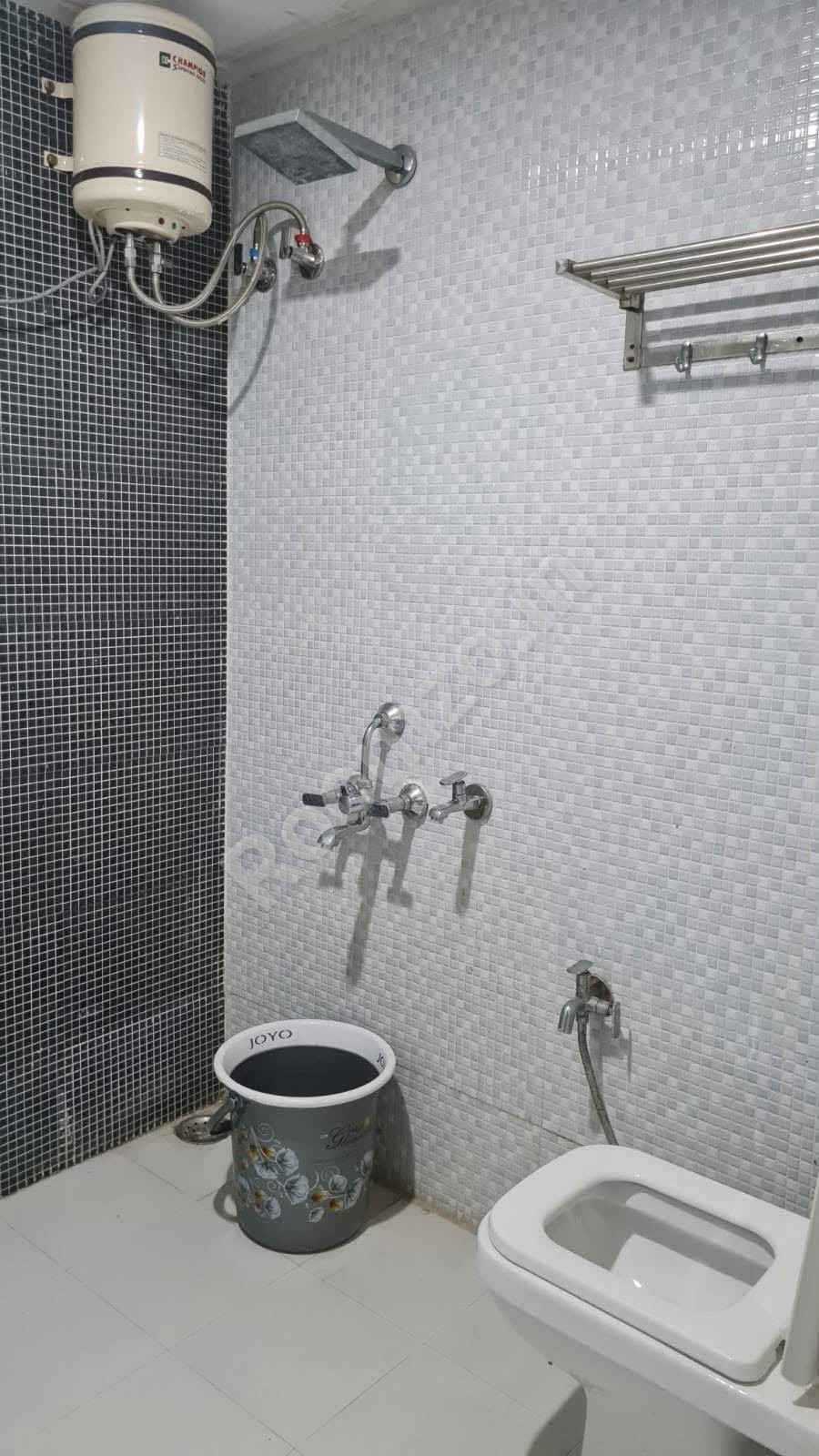 1 BHK Semi Furnished Flat in Krishna Nagar Lucknow  — verified broker-free listing | Roomzo — photo 3