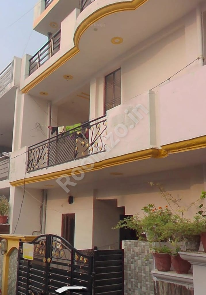 Newly Built 1 BHK Flat in Krishna Nagar, Lucknow  — verified broker-free listing | Roomzo — photo 1