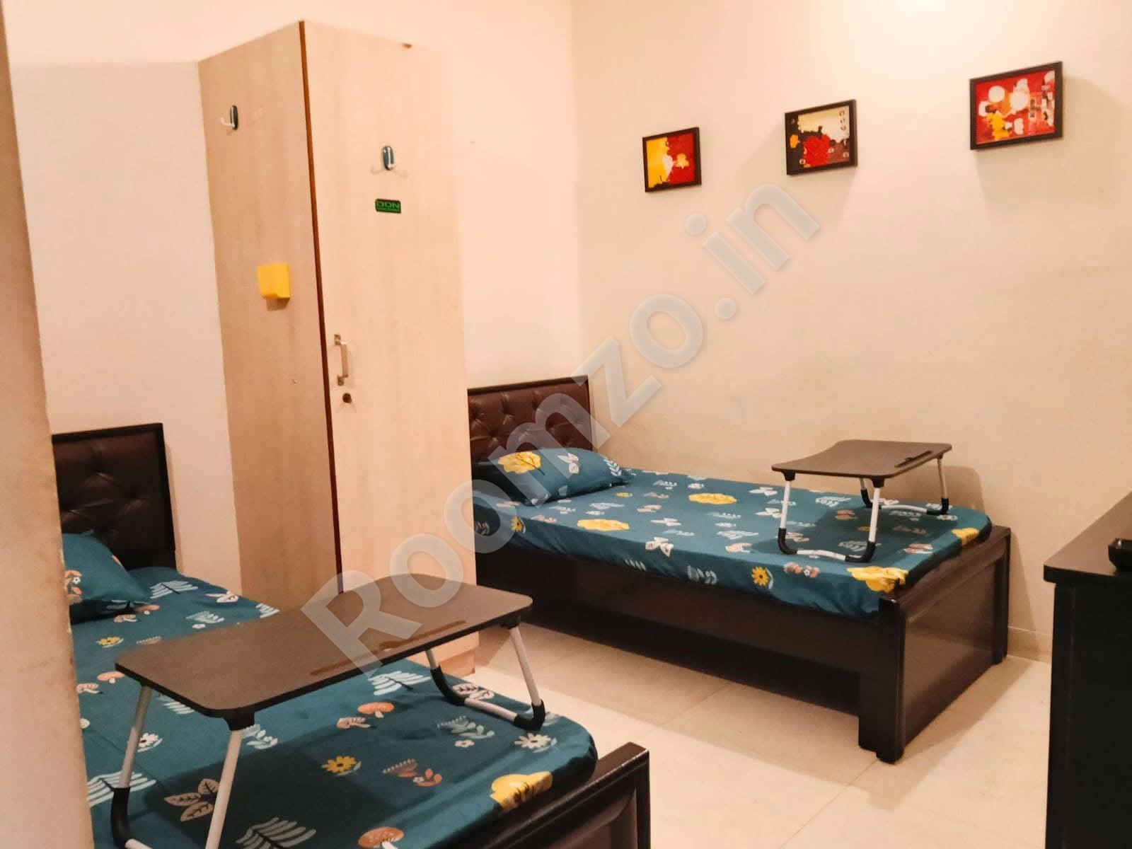 Twin Sharing Premium PG in Indira Nagar  — verified broker-free listing | Roomzo — photo 1