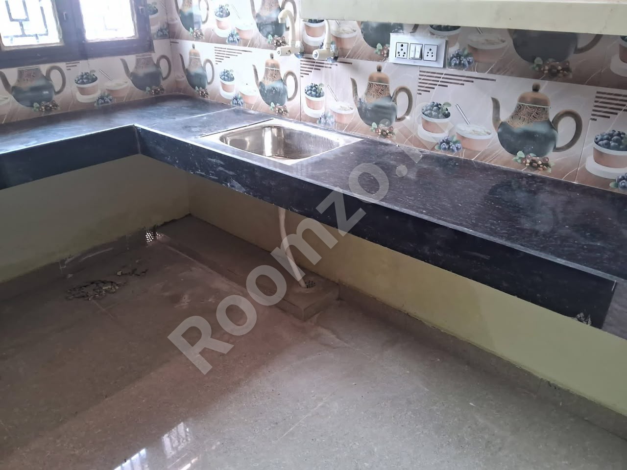 2 BHK Cozy Flat in 500/305 , Baghambari, Allahpur  — verified broker-free listing | Roomzo — photo 2