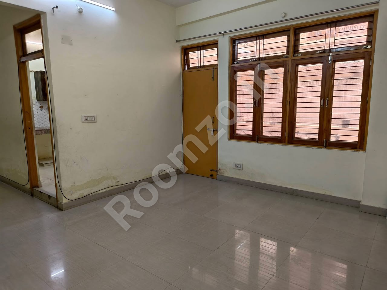 Spacious House in Aliganj, Lucknow  for rent on Roomzo — photo 2