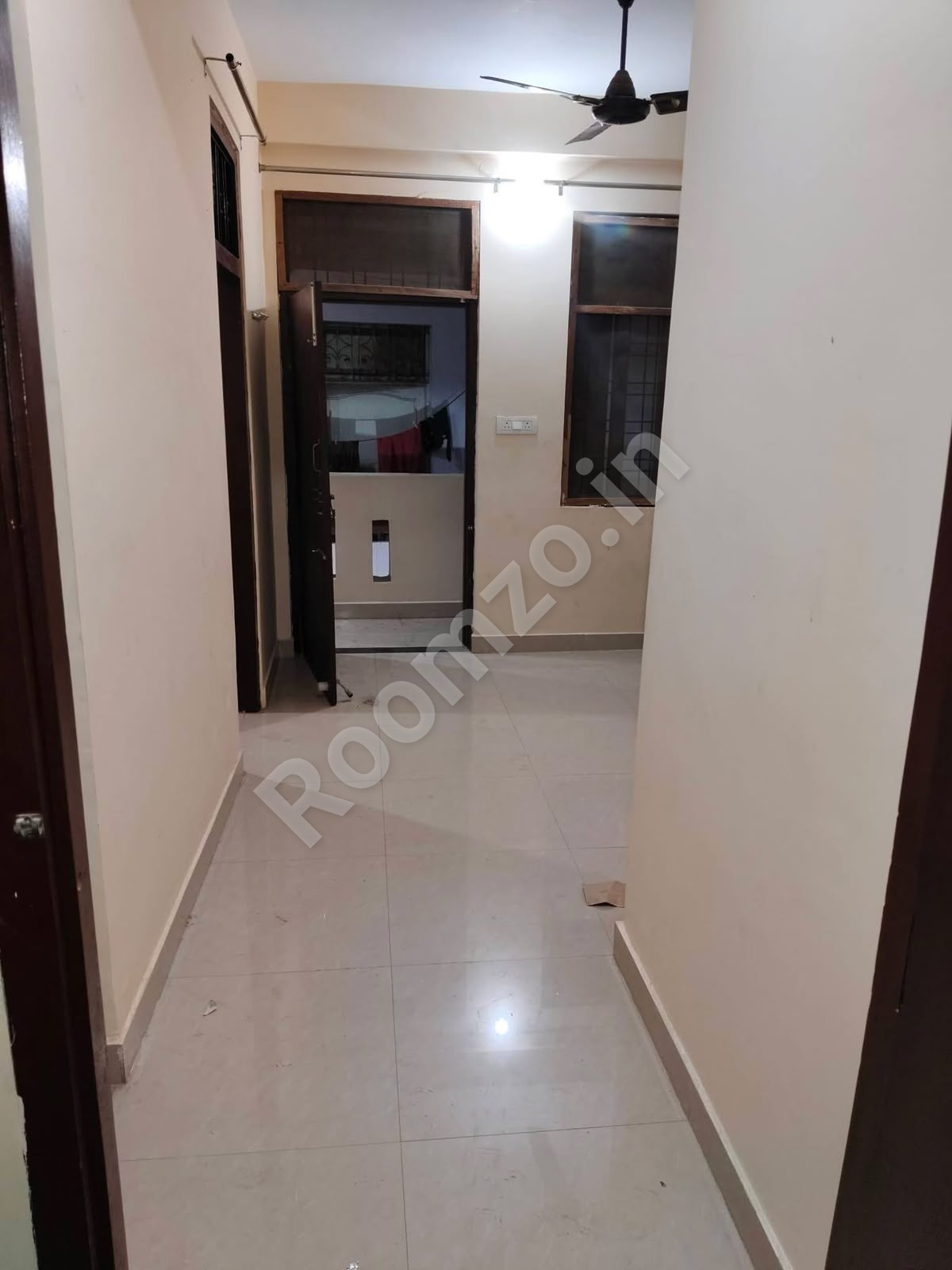 2 Rooms with kitchen and Washroom in Rajapur , Prayagraj for rent on Roomzo — photo 1