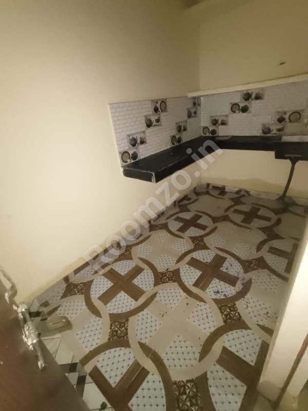 1 BHK Flat near Prayagraj Junction  for rent on Roomzo — photo 4